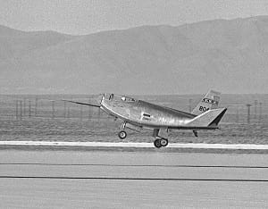The HL-10 lifting body aircraft landing at the Dryden Flight Research Center at Edwards, California.